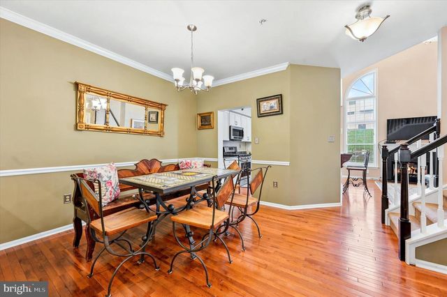 4 LINCOLN DR, Downingtown, PA 19335