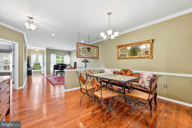 4 LINCOLN DR, Downingtown, PA 19335
