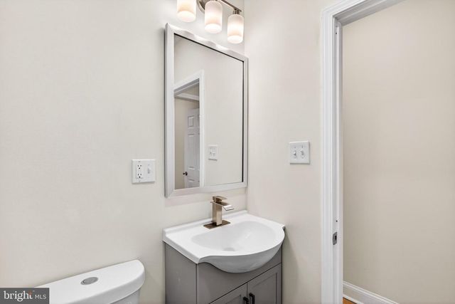 5965 CHESTER AVE, Philadelphia, PA 19143