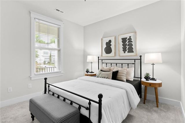 105 Alexandria WAY, Carrollton, VA 23314