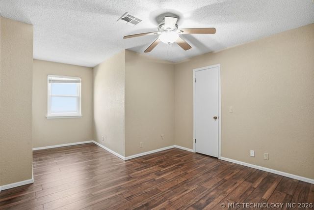 8116 S Florence Place, Tulsa, OK 74137