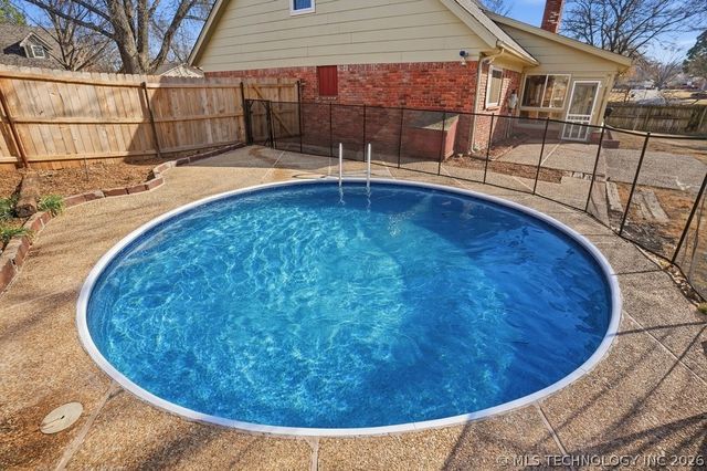 8116 S Florence Place, Tulsa, OK 74137