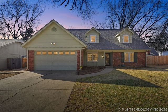 8116 S Florence Place, Tulsa, OK 74137