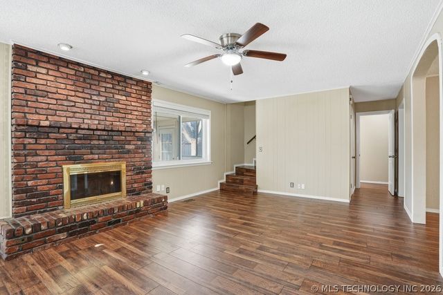 8116 S Florence Place, Tulsa, OK 74137