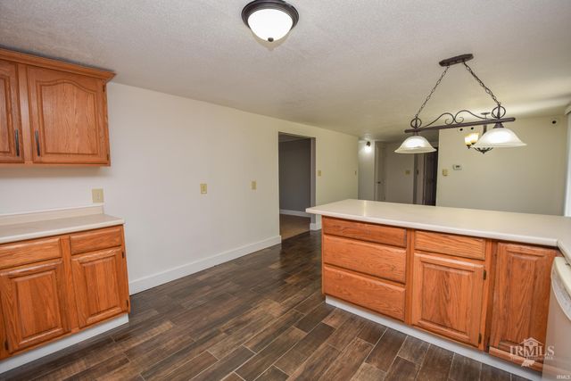 4044 S Younkin Drive, Redkey, IN 47373