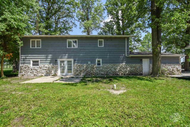 4044 S Younkin Drive, Redkey, IN 47373