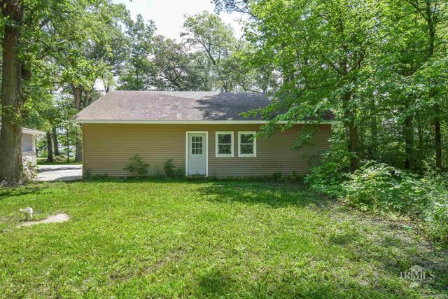 4044 S Younkin Drive, Redkey, IN 47373