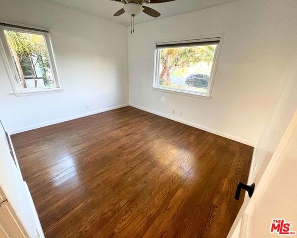 3416 W Clark Avenue, Burbank, CA 91505