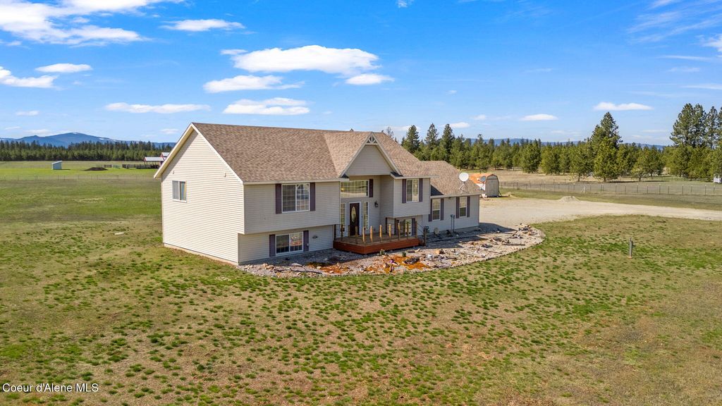 2996 E BRIAR CT, Athol, ID 83801