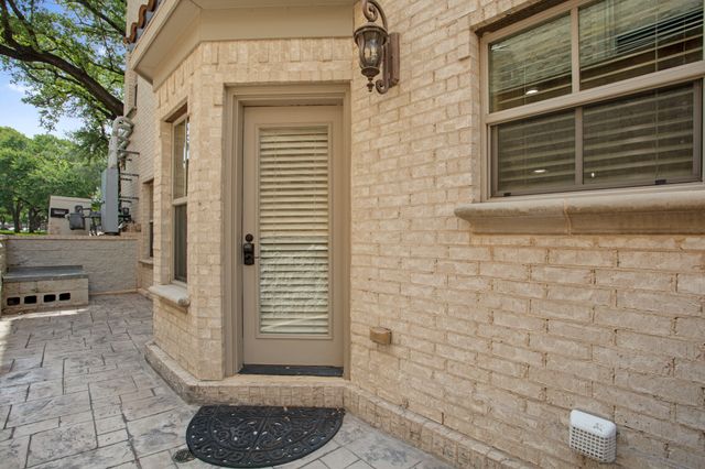 5801 Hillcrest Avenue 03, University Park, TX 75205