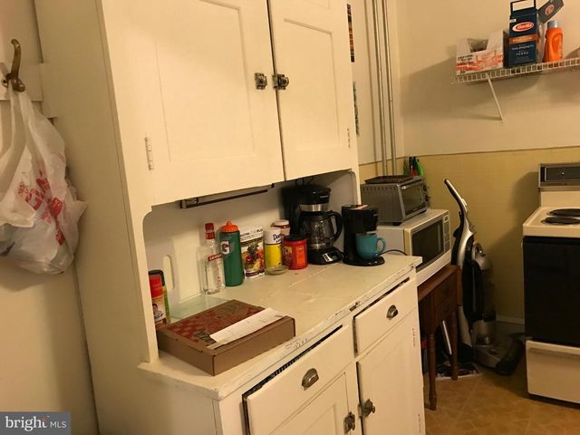 33 N PRINCE ST, Millersville, PA 17551