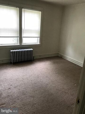 33 N PRINCE ST, Millersville, PA 17551