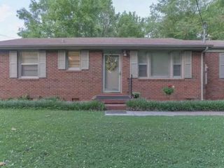 607 Olympia Pl, Murfreesboro, TN 37130