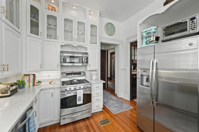 1703 Broadway Street, Galveston, TX 77550
