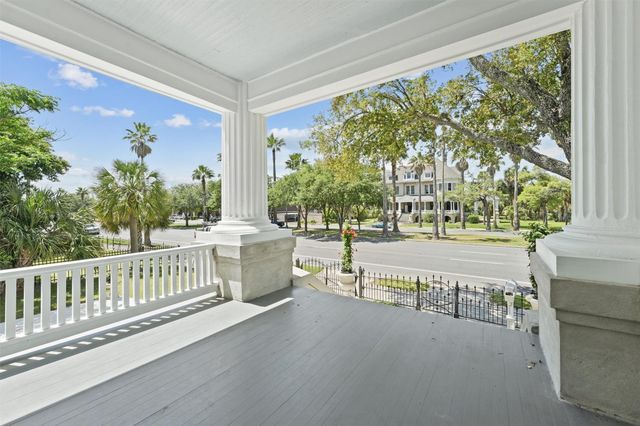 1703 Broadway Street, Galveston, TX 77550
