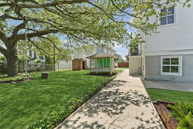 1703 Broadway Street, Galveston, TX 77550