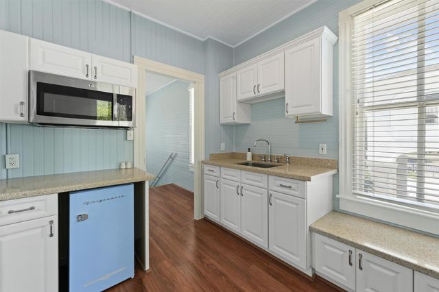 1703 Broadway Street, Galveston, TX 77550