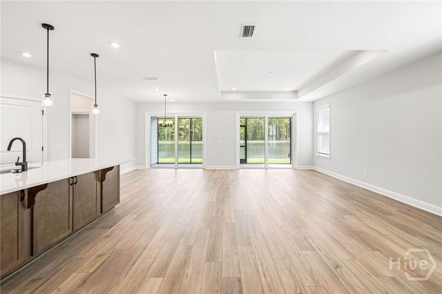 73 Chatham Lane, Richmond Hill, GA 31324