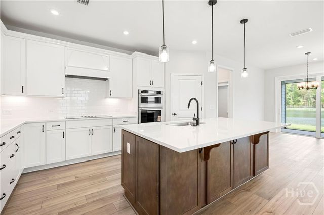 73 Chatham Lane, Richmond Hill, GA 31324