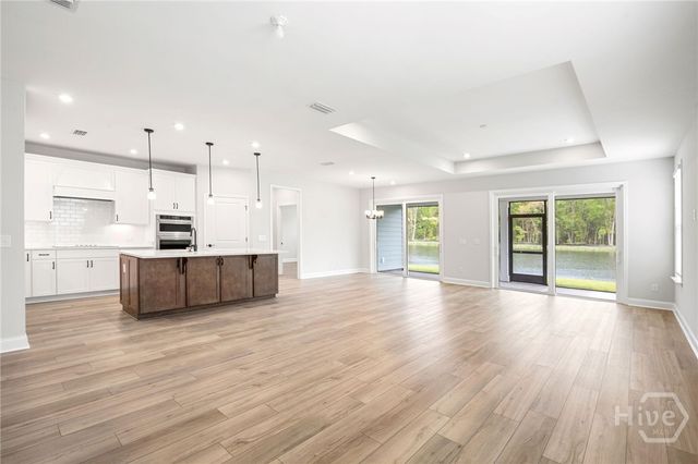 73 Chatham Lane, Richmond Hill, GA 31324