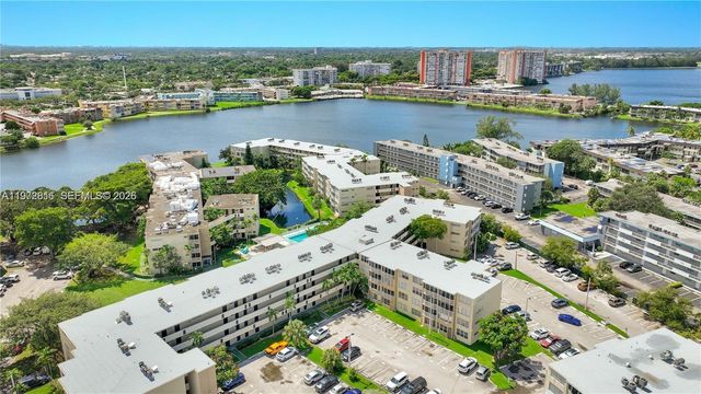 1680 NE 191st St 415-2, Miami, FL 33179