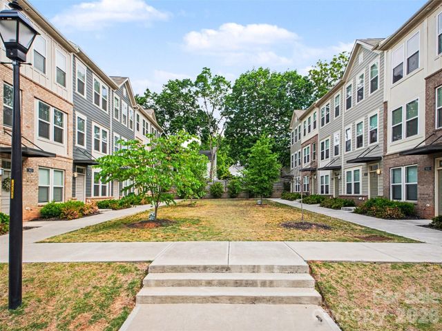 2011 Federation Court, Charlotte, NC 28205