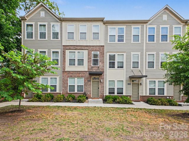 2011 Federation Court, Charlotte, NC 28205