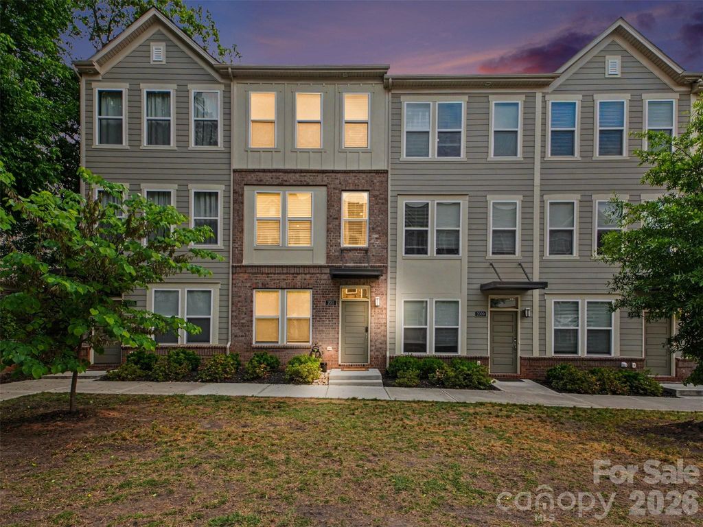 2011 Federation Court, Charlotte, NC 28205