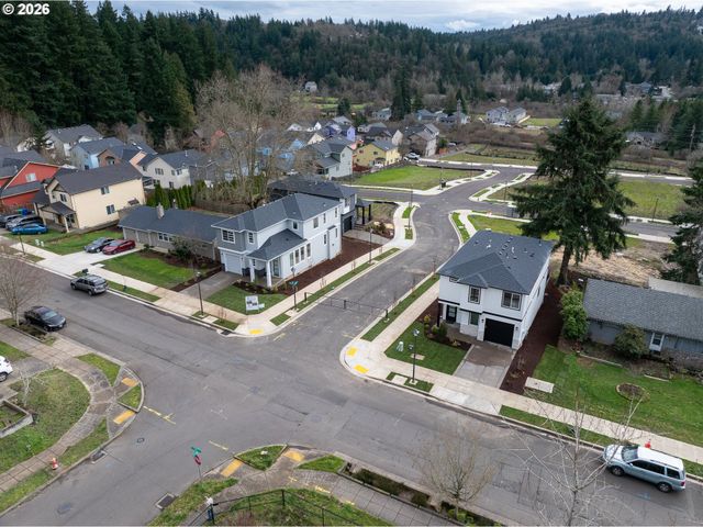 14220 Se Ellis St, Portland, OR 97236