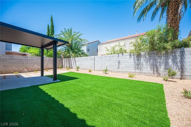 10000 Ranch Hand Avenue, Las Vegas, NV 89117