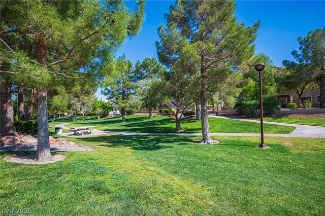10000 Ranch Hand Avenue, Las Vegas, NV 89117