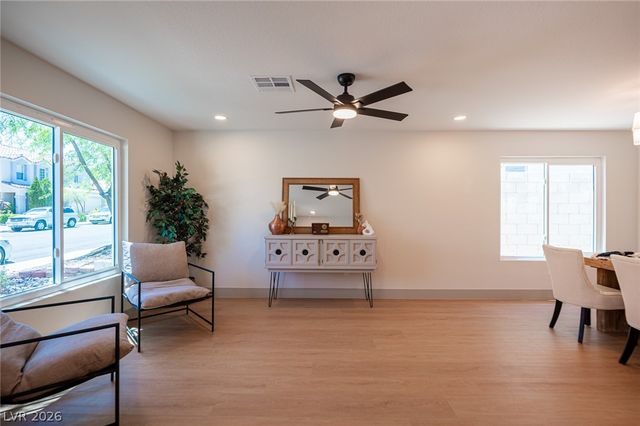 10000 Ranch Hand Avenue, Las Vegas, NV 89117