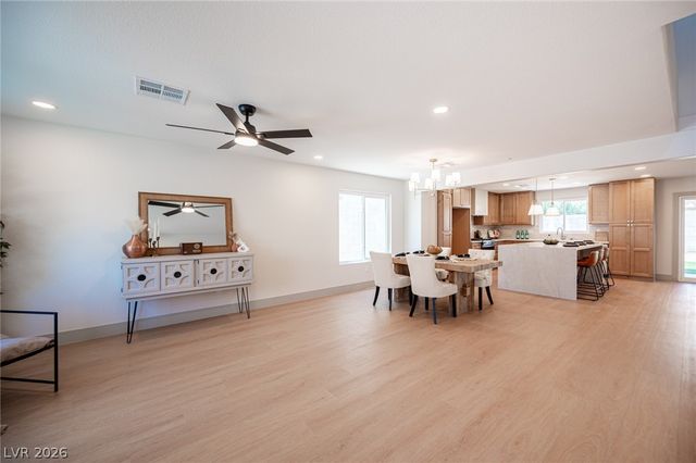 10000 Ranch Hand Avenue, Las Vegas, NV 89117