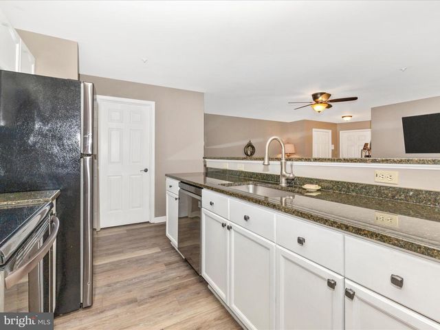 2402 DOMINION DR #2C, Frederick, MD 21702