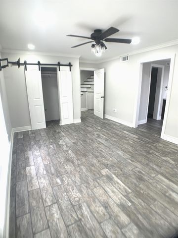 2216 Acadian Dr, Houma, LA 70363