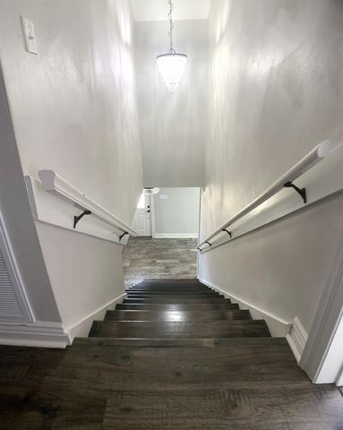 2216 Acadian Dr, Houma, LA 70363