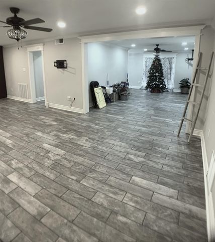 2216 Acadian Dr, Houma, LA 70363