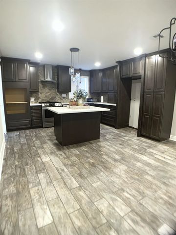 2216 Acadian Dr, Houma, LA 70363