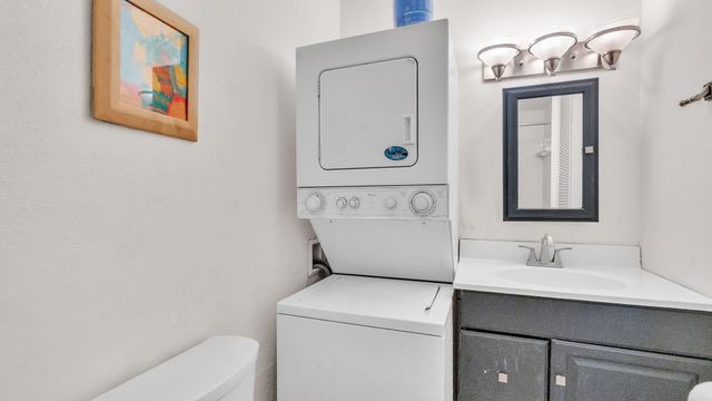 3857 Montgomery Boulevard NE APT 1233, Albuquerque, NM 87109