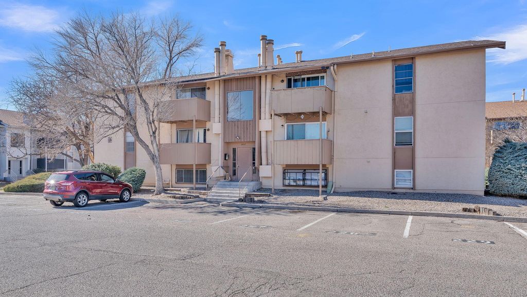 3857 Montgomery Boulevard NE APT 1233, Albuquerque, NM 87109
