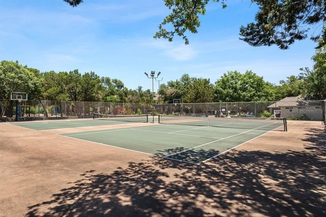 1809 Springwater DR, Round Rock, TX 78681