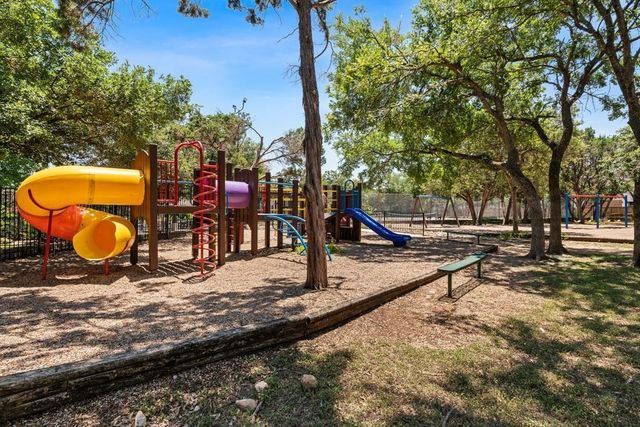 1809 Springwater DR, Round Rock, TX 78681