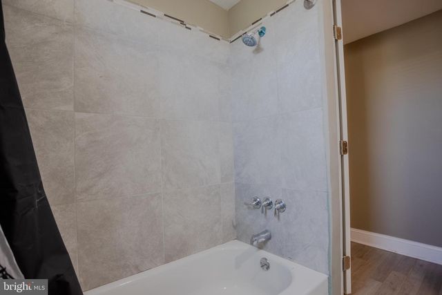 2008 LATONA ST, Philadelphia, PA 19146