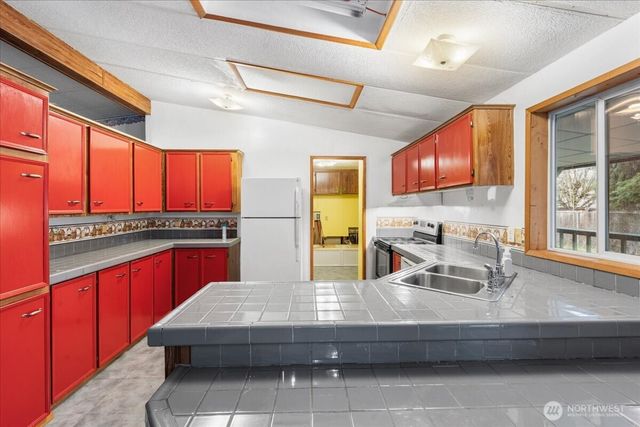 5724 203rd Street Ct E, Spanaway, WA 98387