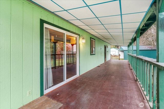 5724 203rd Street Ct E, Spanaway, WA 98387