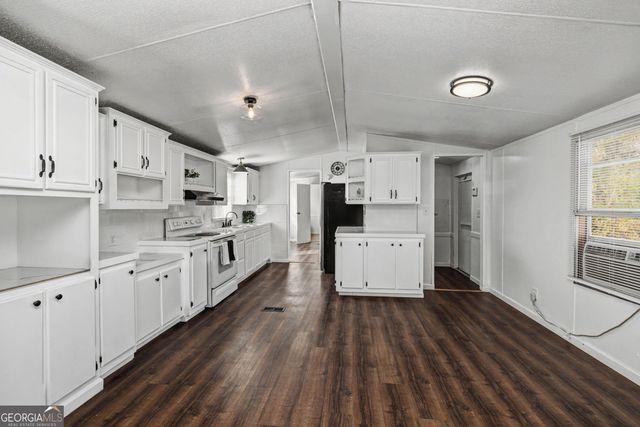 73 Lillian Circle, Stockbridge, GA 30281