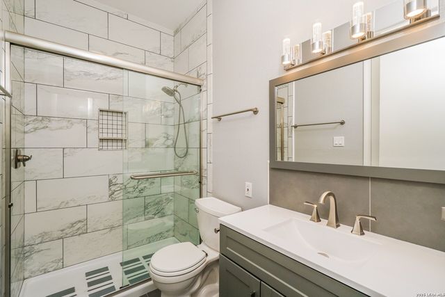 7711 Broadway Apt 11C, San Antonio, TX 78209