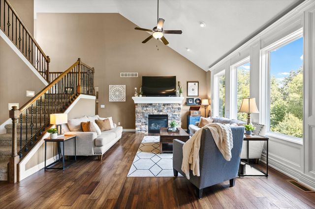 6804 MONTAUK CT, Columbia, MO 65203