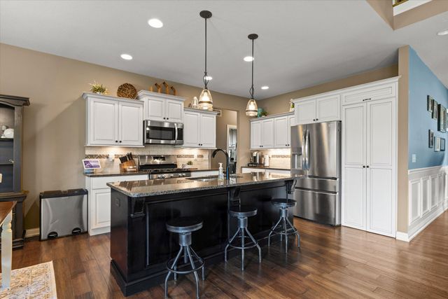 6804 MONTAUK CT, Columbia, MO 65203