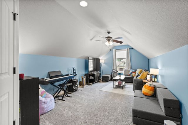 6804 MONTAUK CT, Columbia, MO 65203